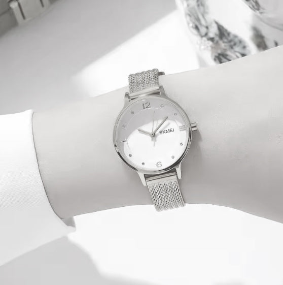 Montre pour femmes bracelet mesh acier inoxydable - SKMEI